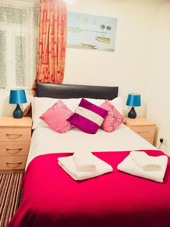 Metro House Star Accommodation Λονδίνο Εξωτερικό φωτογραφία