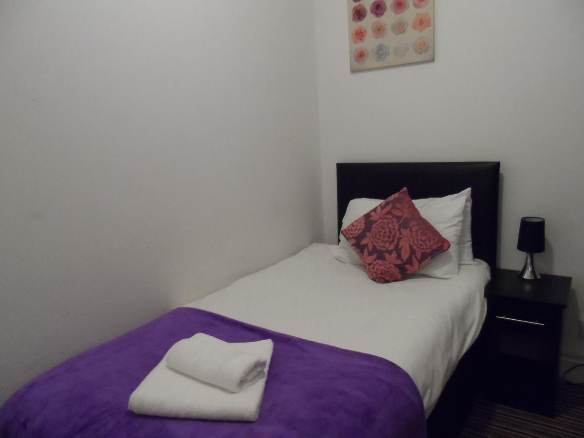 Metro House Star Accommodation Λονδίνο Εξωτερικό φωτογραφία
