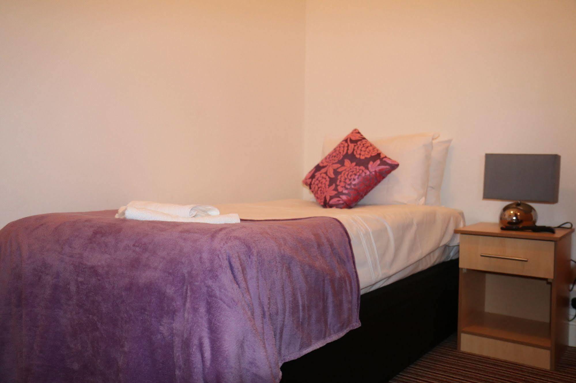 Metro House Star Accommodation Λονδίνο Εξωτερικό φωτογραφία